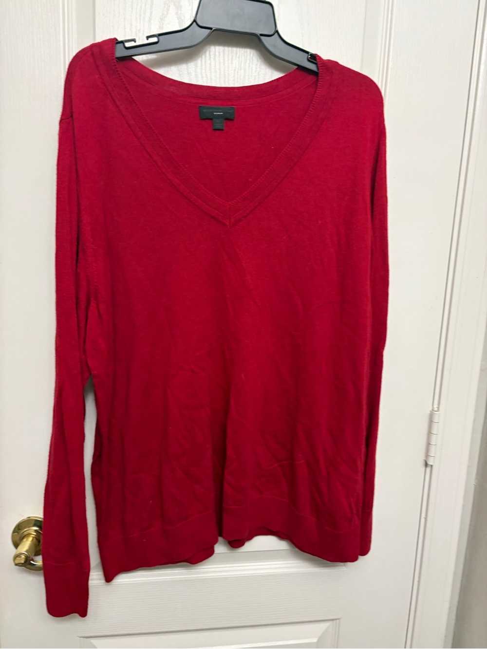 Worthington Red V-Neck Sweater Top
